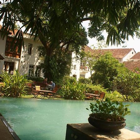 Old Harbour Hotel Kochi Exterior photo